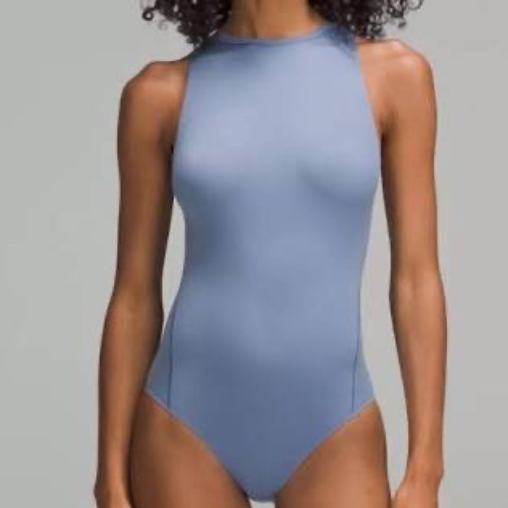 NWT lululemon Nulu High-Neck Sleeveless Bodysuit |‎ Size XS - Oasis Blue
